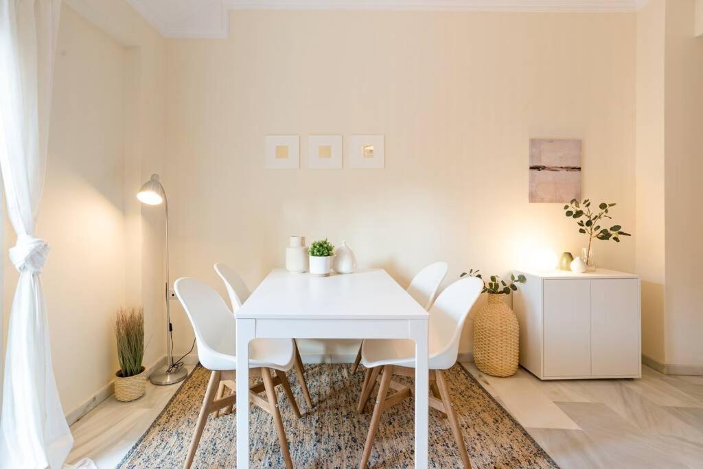 Tgh/ En El Corazon De Malaga - Sebastian Souviron Apartment ภายนอก รูปภาพ